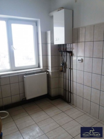 vanzare-apartament-2-camere-confort-1-decomandat-in-ploiesti-zona-cina-bloc-glisant-8